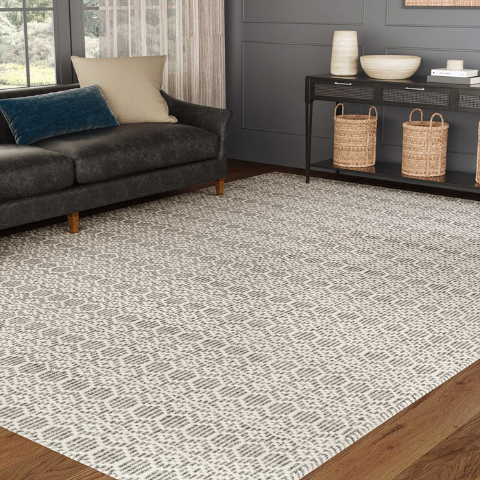 UJR0150 Luxury Hand-Woven Natural Low-Pile Rug