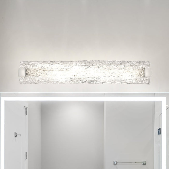 UQL5203 Contemporary Indoor Bath Light, 5.00''H x 32.00''W x 3.75''D, Polished Chrome Finish, Riga Collection